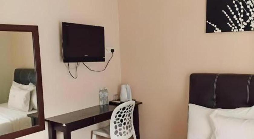 Seri Pauh Hotel 2*